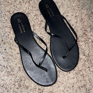 Lauren Conrad flip flops